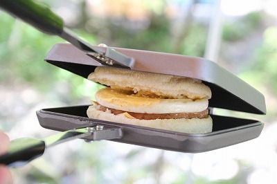 ホットサンドメーカー バウルー シングルを1泊3食使ってみた