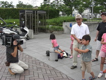 080721よし!TVカメラに緊張