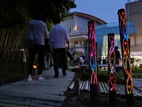 20250518_185958552_R