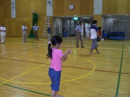 090725サブアリーナで飛ばしっこ