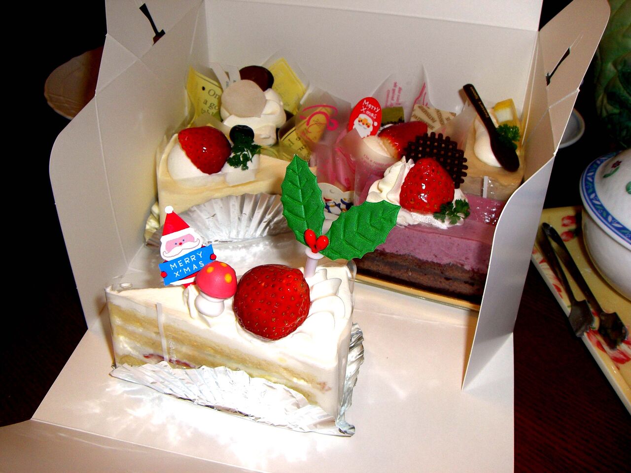 今年もモンシェリのショートケーキでクリスマス 安芸の小京都 竹原アルバム