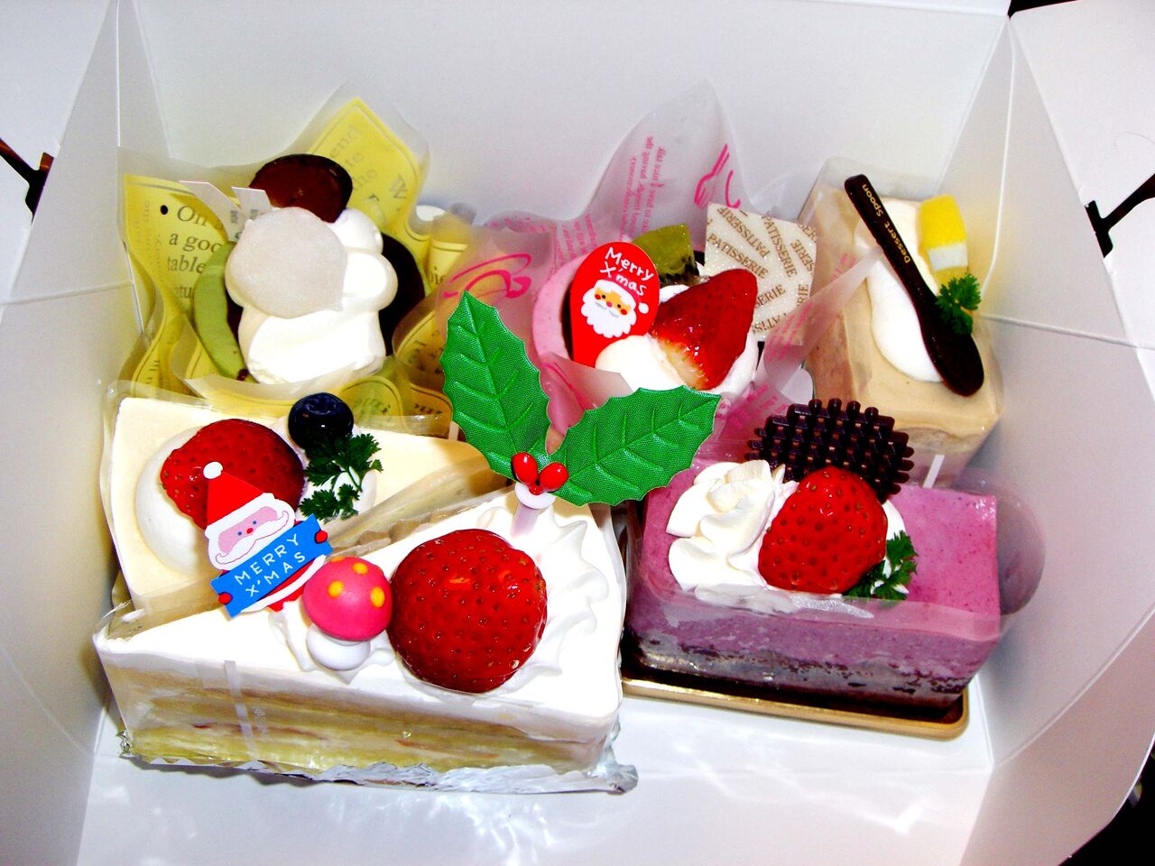 今年もモンシェリのショートケーキでクリスマス 安芸の小京都 竹原アルバム