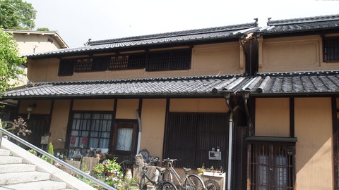 P5045698