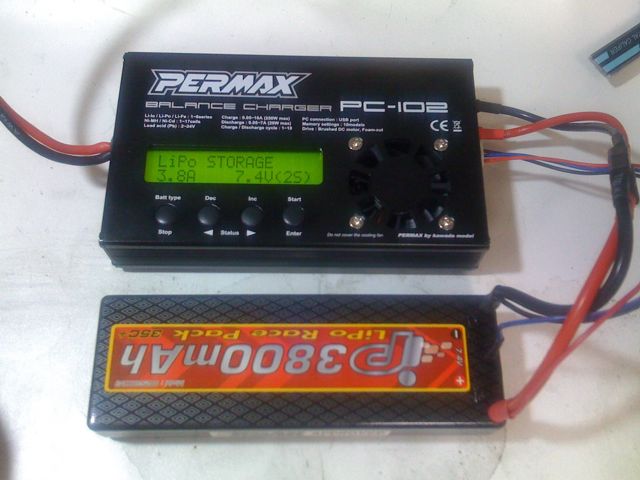 リポ導入3 充電器カワダPERMAX PC-102 : RC復活!表彰台への道 リポ導入3 充電器カワダPERMAX PC-102 : RC復活!表彰台への道