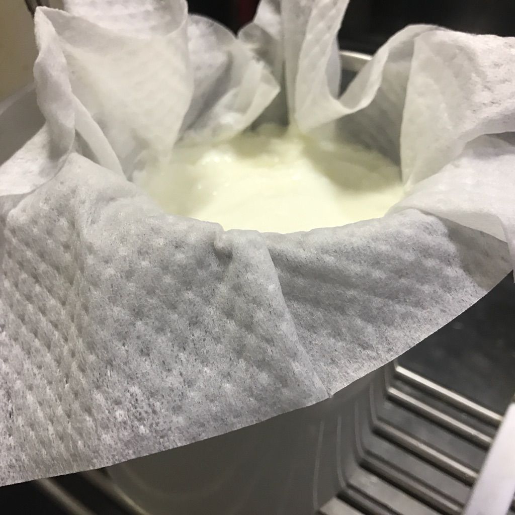 水切りヨーグルトでクリームチーズ たけみごはん 水切りヨーグルトでクリームチーズ たけみごはん