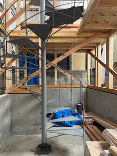 都市型小住宅の現場〜上棟