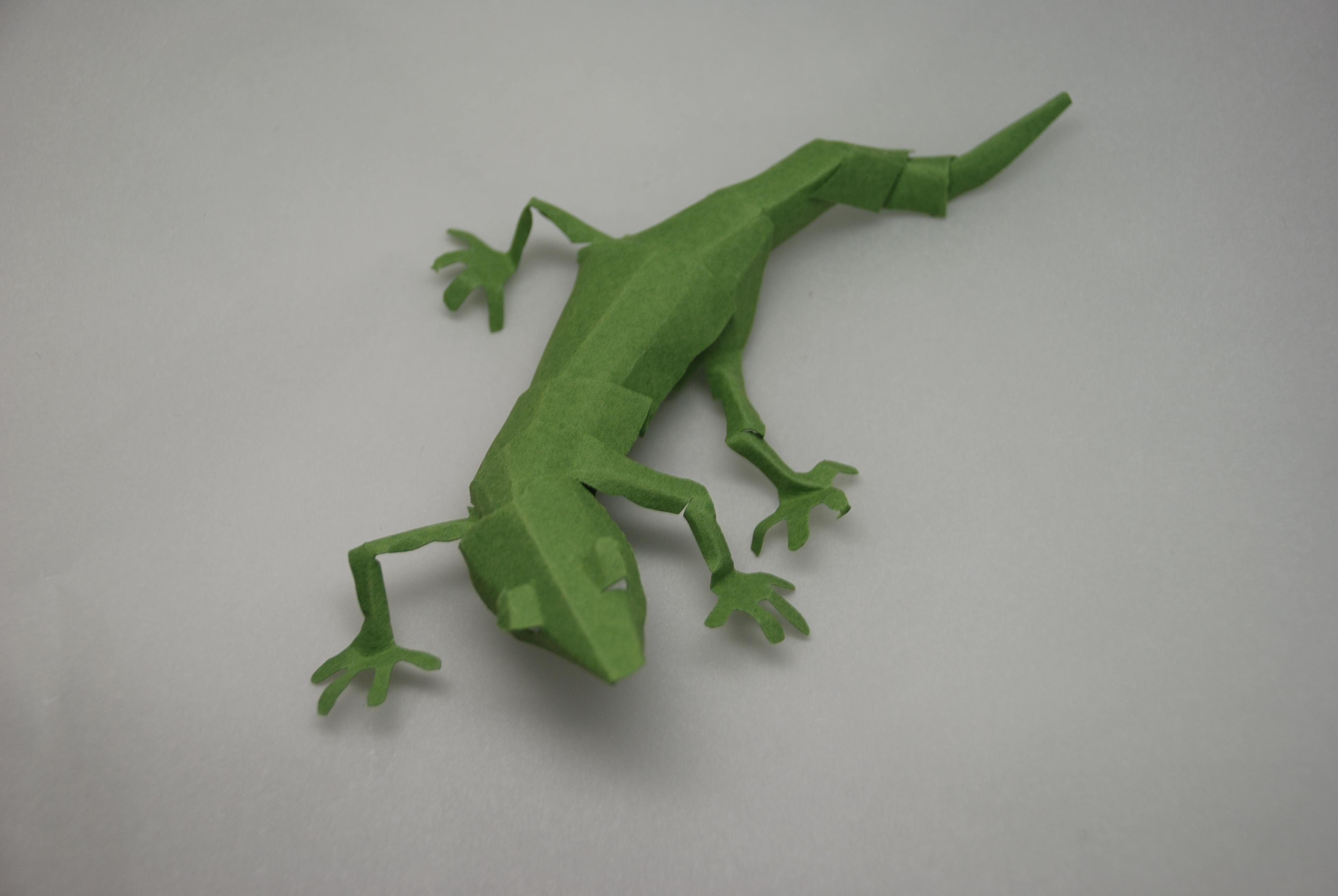 ヤア モリ上がってるねぇ 昆虫立体きりおりがみ