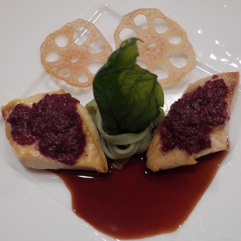 サフラン風味のマトウダイ(ローズルーム)