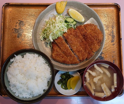 とんかつ定食(どさん娘)850