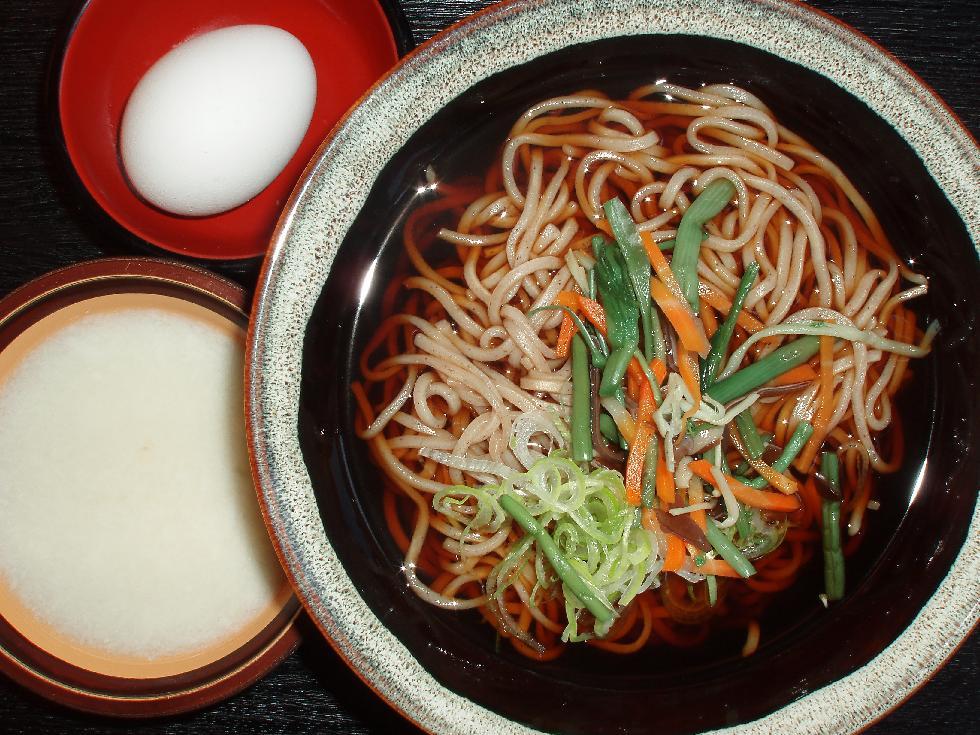 温かいトロロ蕎麦