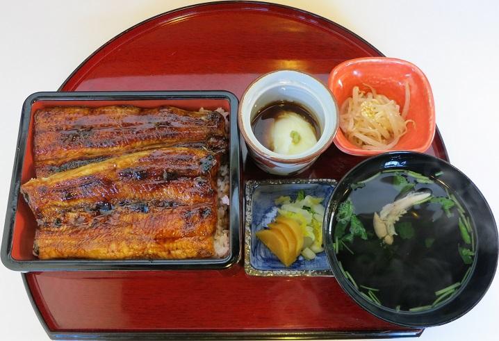 肝吸い・小鉢2種・お新香付き
