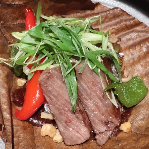 黒毛和牛朴葉焼き(蒼樹庵)