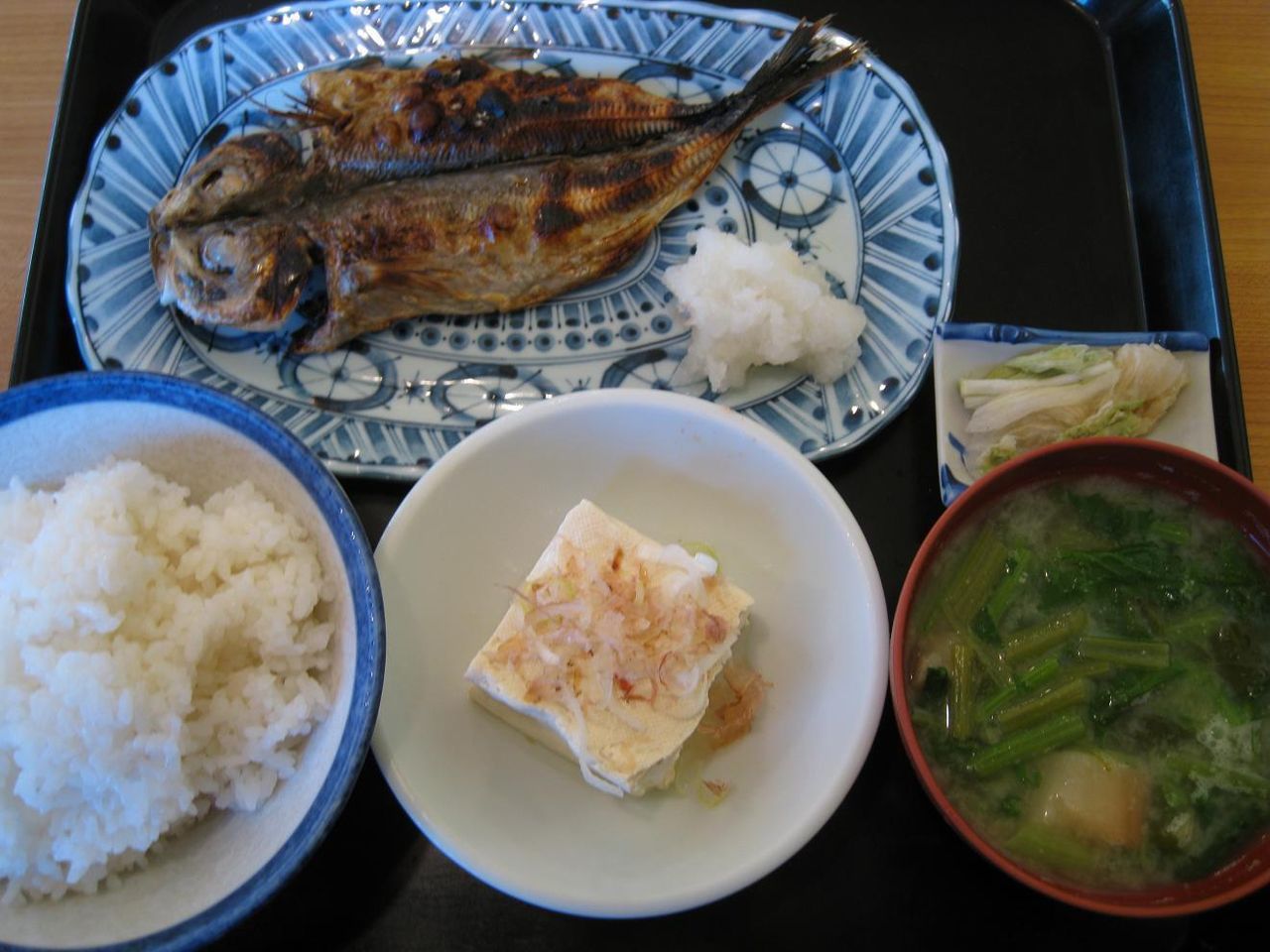 鯵の開き定食