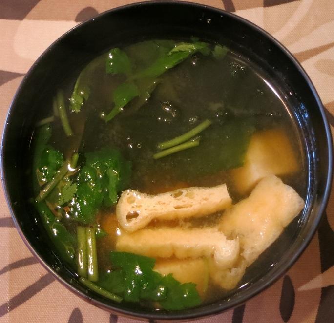 味噌汁200円