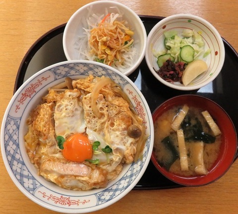 カツ丼(長寿庵)1000