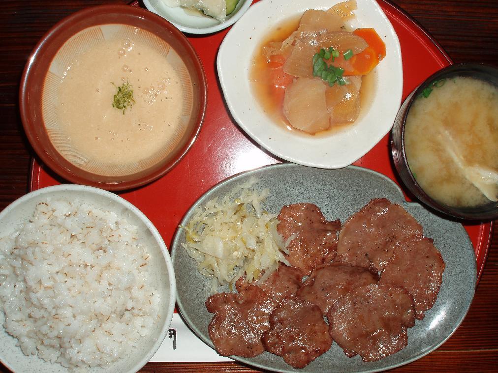 牛タン塩焼き定食