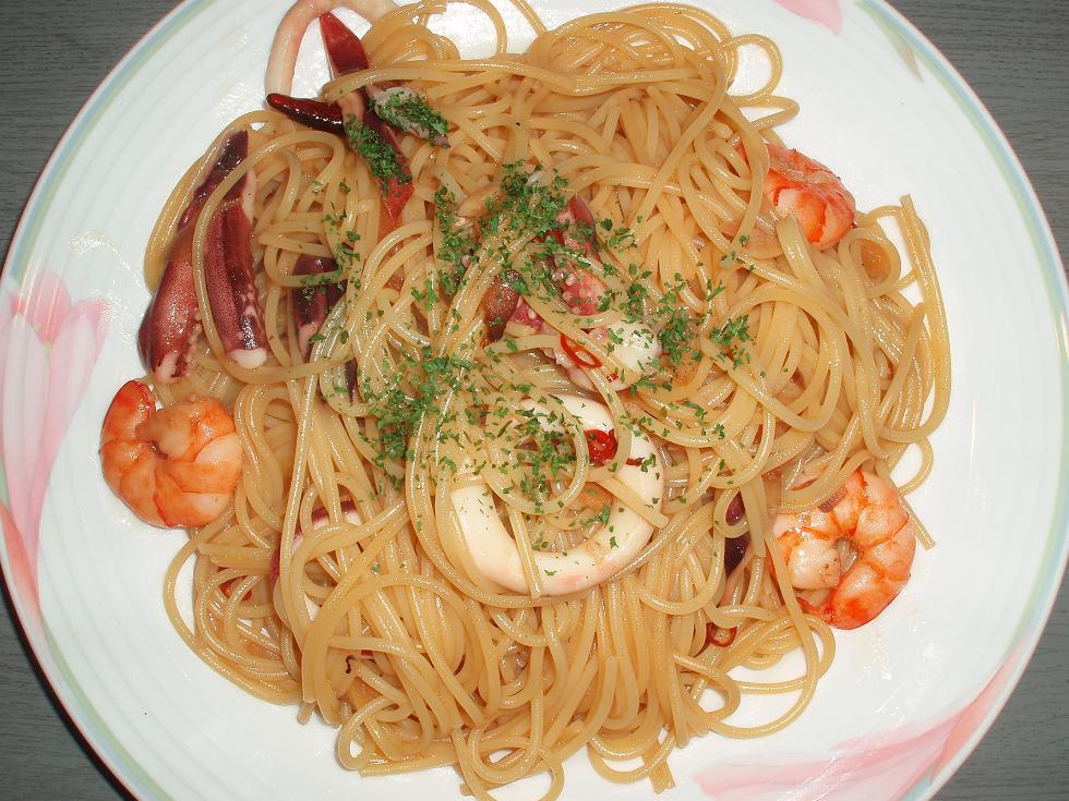 海老とイカのペペロンチーネ(大盛)