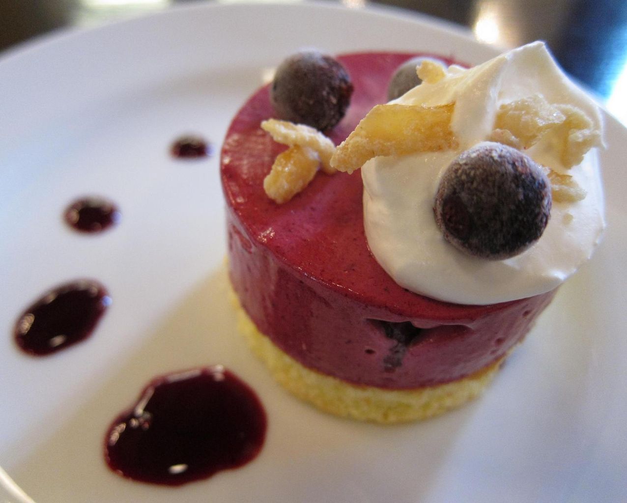 Cassis & grape fruit mousse