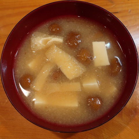 味噌汁(だるま)