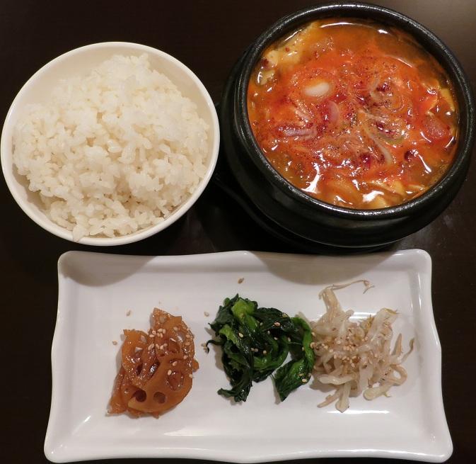 純豆腐チゲ880円