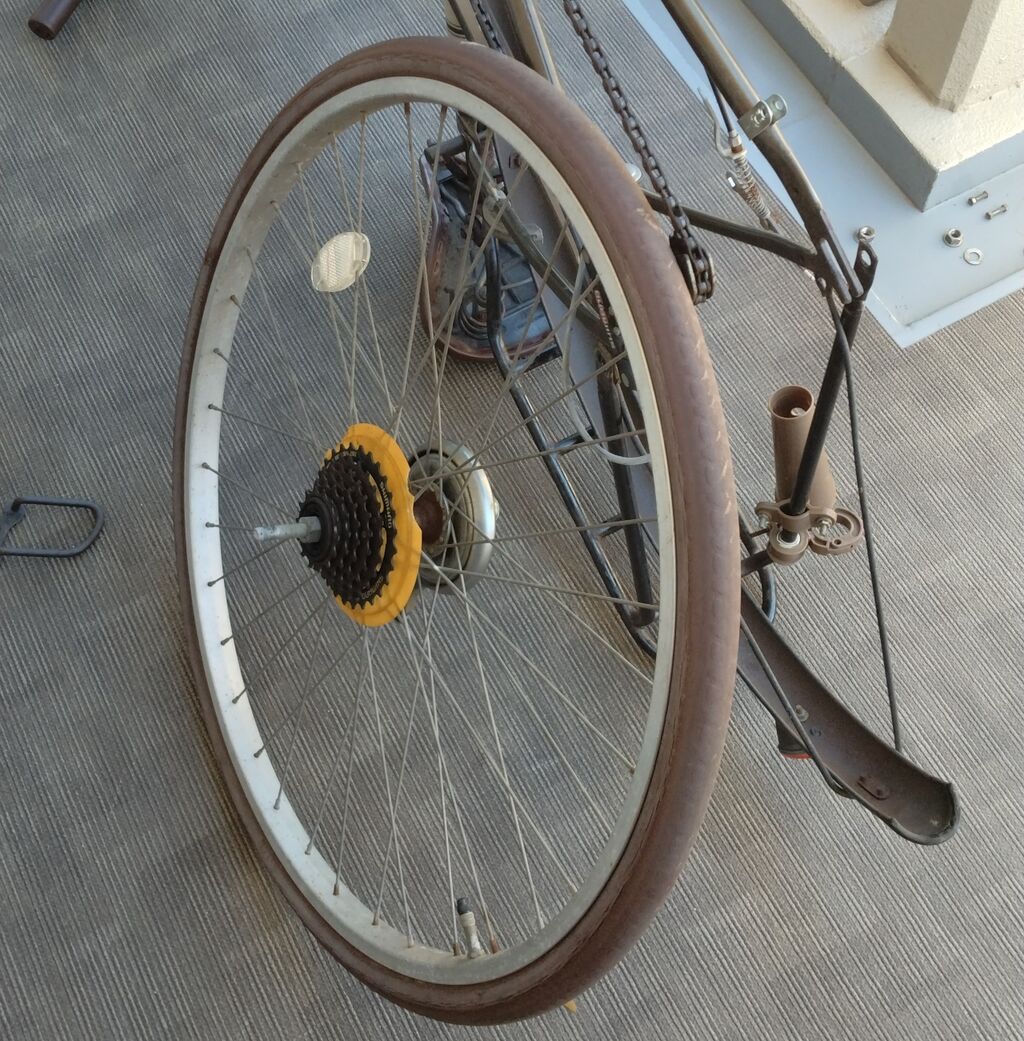 自転車　② シティサイクル　チャリ　タイヤ交換必要 自転車（シティサイクル・ママチャリ）のタイヤ交換 : AAの釣り日記と