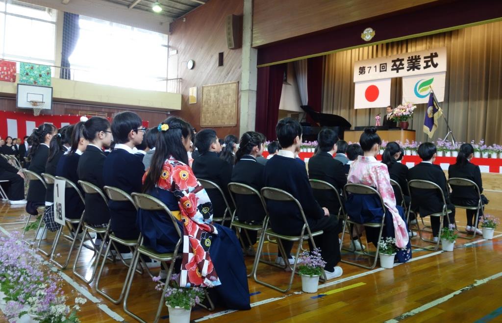 福岡小学校卒業式 ふじみ野市滝自治会 福岡小学校卒業式 ふじみ野市滝自治会