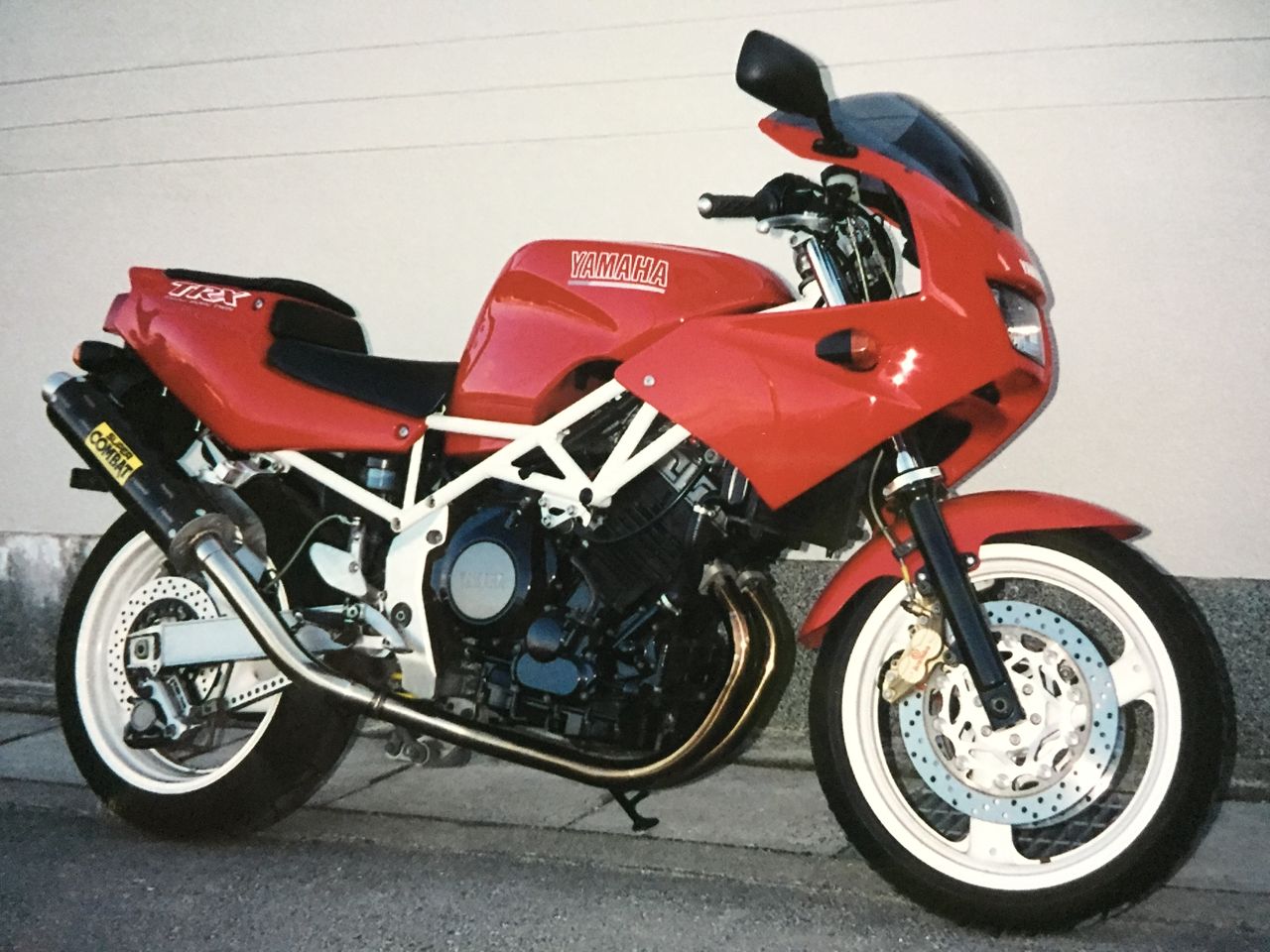 思い出の愛車〜ヤマハ TRX850〜 : ふらっとTWIN 趣味日記 ～DUKE890と