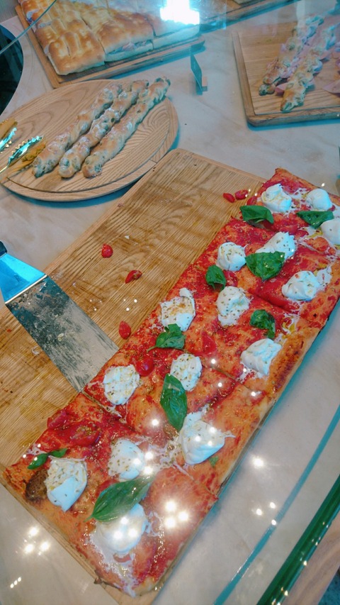 19-03-19-16-29-50-059_deco