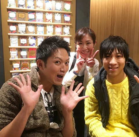 19-11-28-14-15-30-087_deco