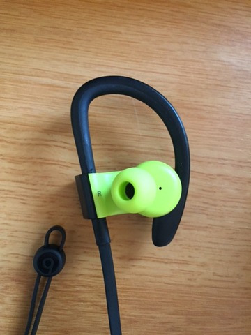 6:18 Powerbeats3 Wireless 8