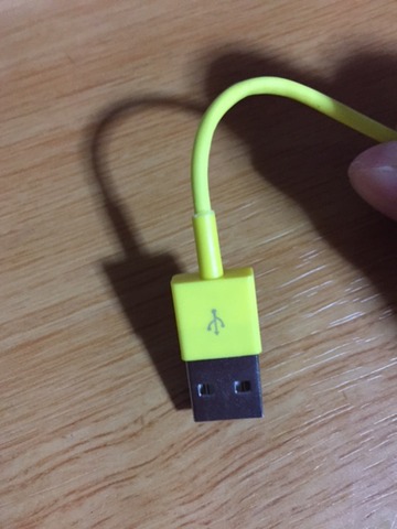 3:26 iPhoneの充電ケーブル 5