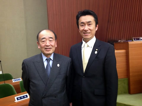 退任される東田教育長と