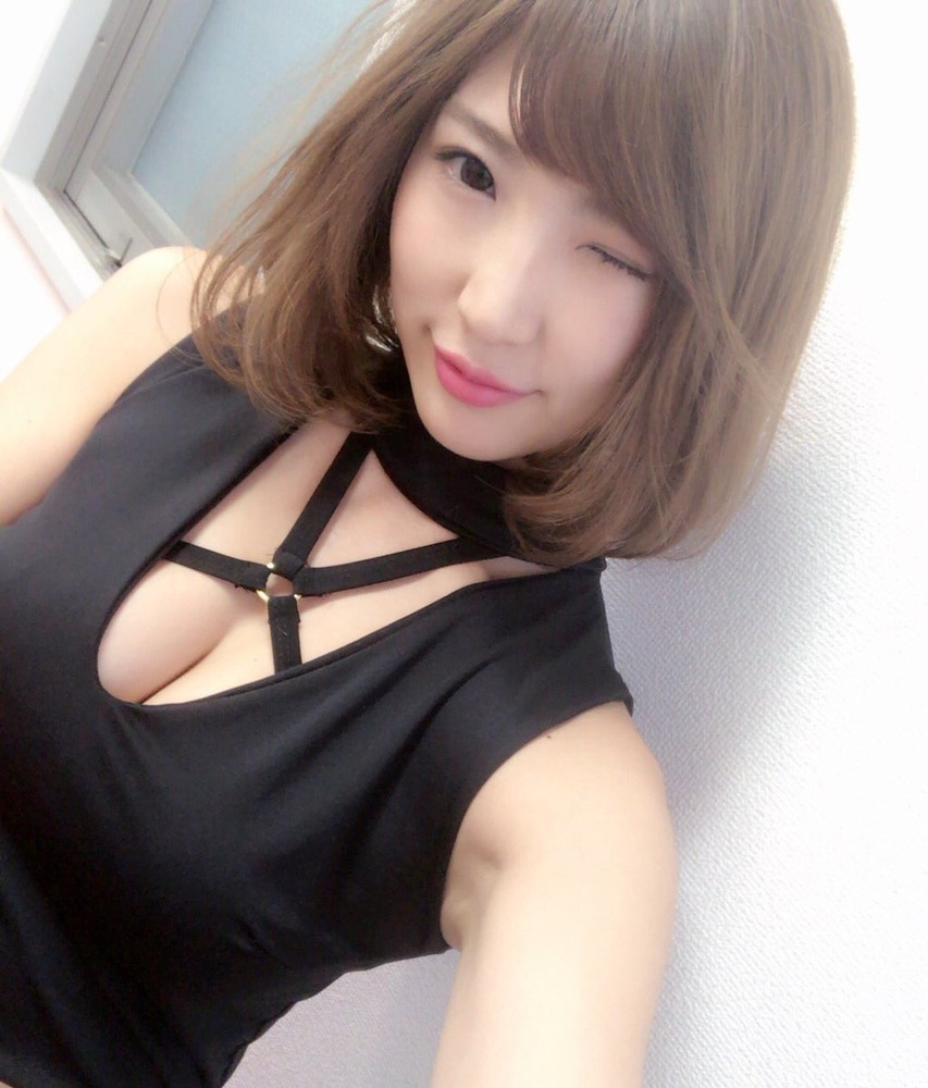 松嶋えいみ
