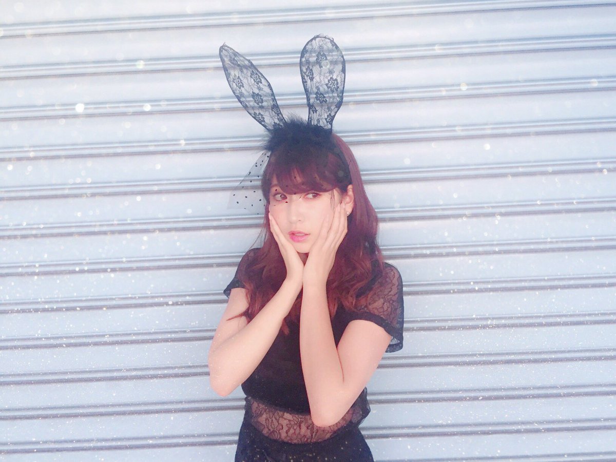 吉田朱里