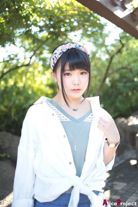 川村虹花