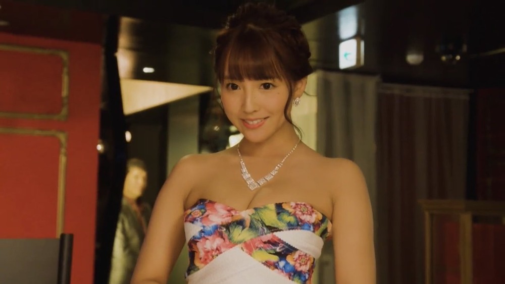 三上悠亜