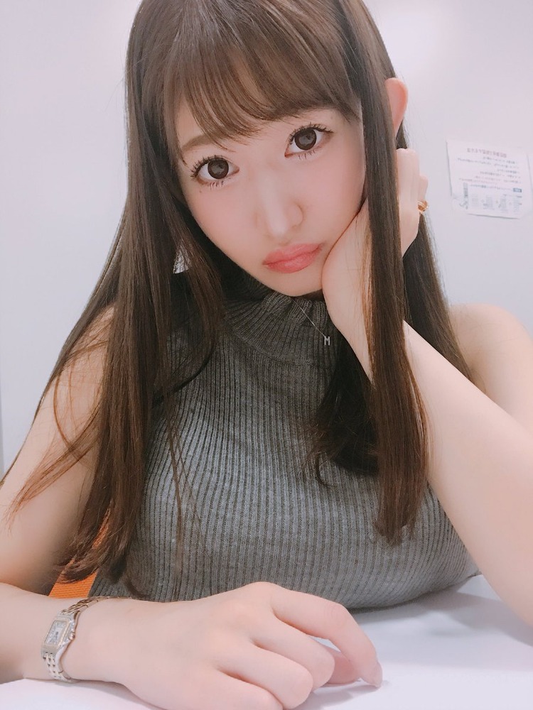 月城まゆ
