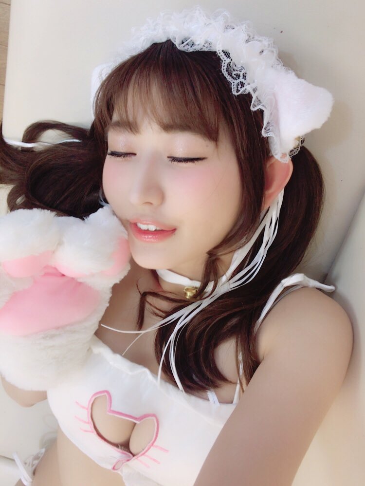 月城まゆ