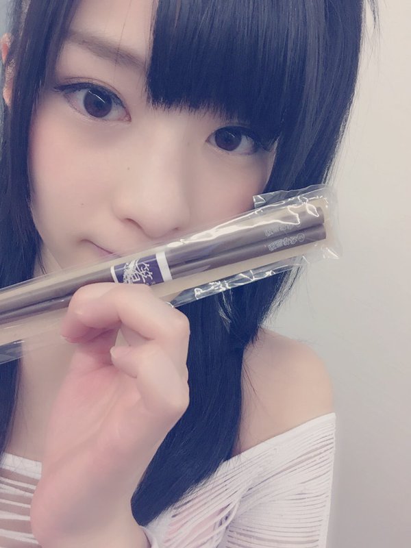 神谷えりな