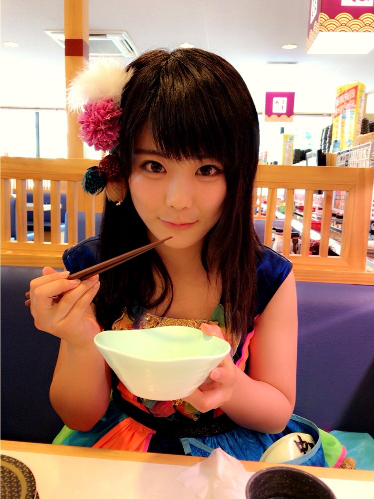川村虹花