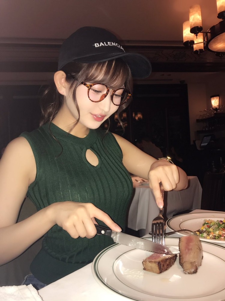 月城まゆ