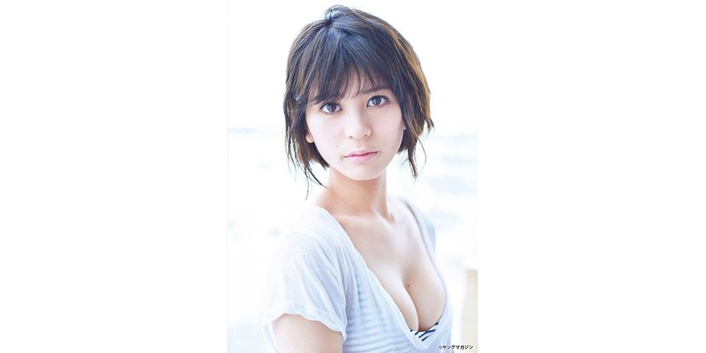 吉崎綾