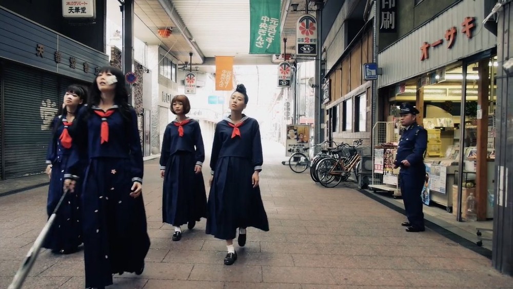 仮面女子