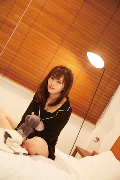 山本彩