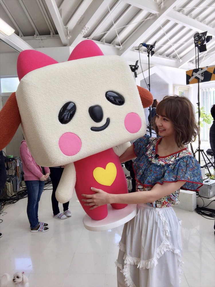 篠田麻里子