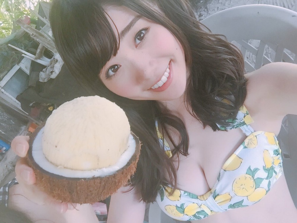 鶴見萌