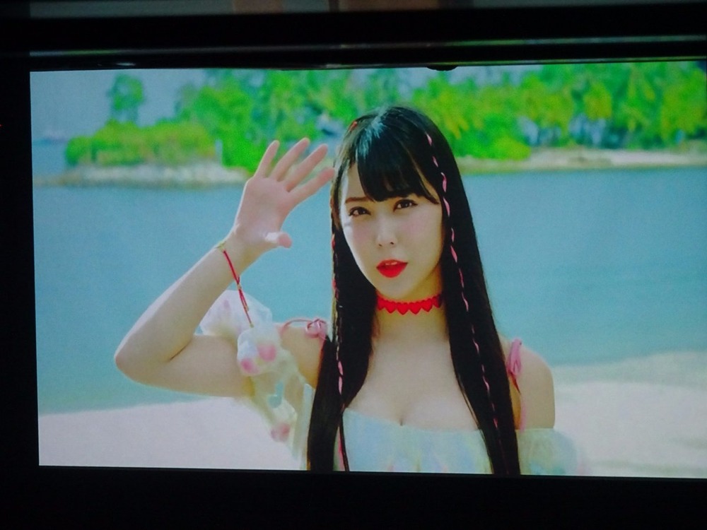 山本彩