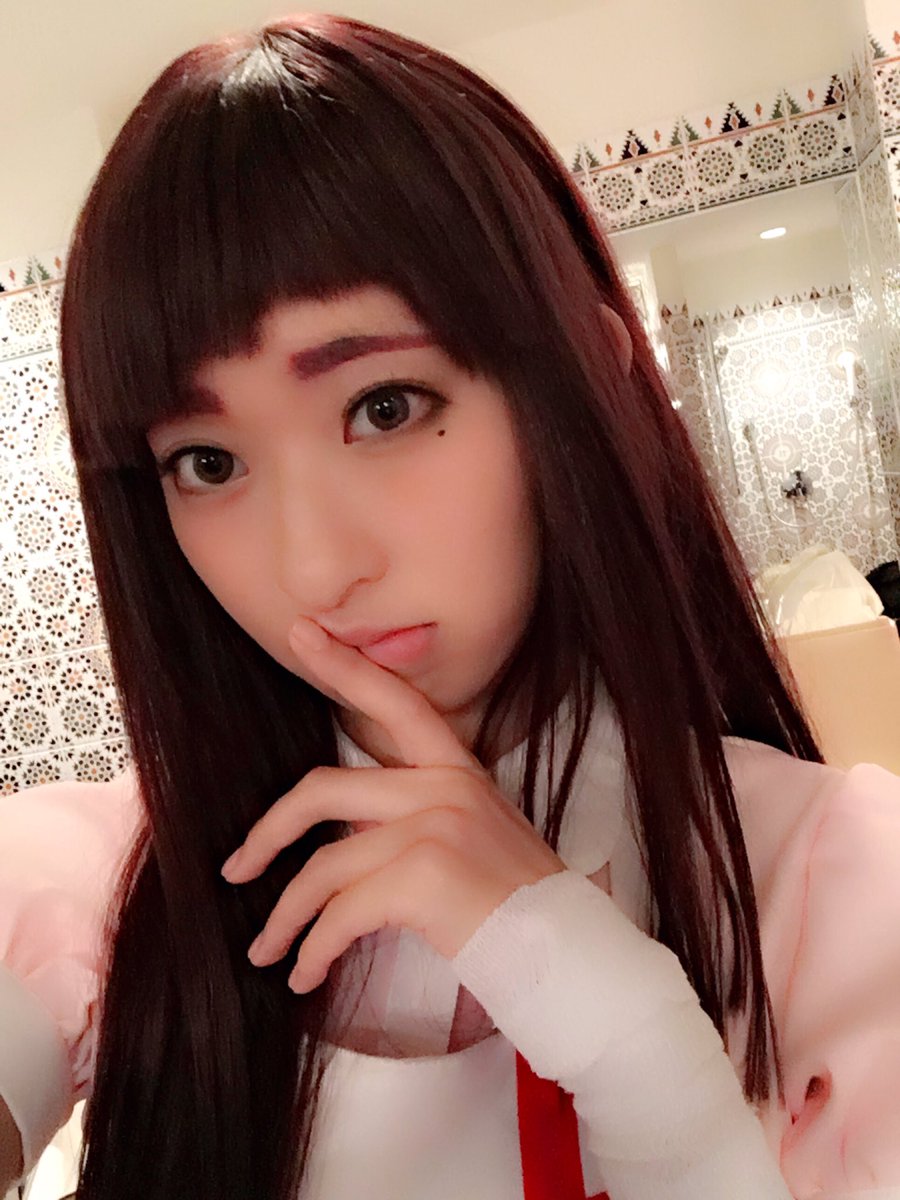 倉持由香