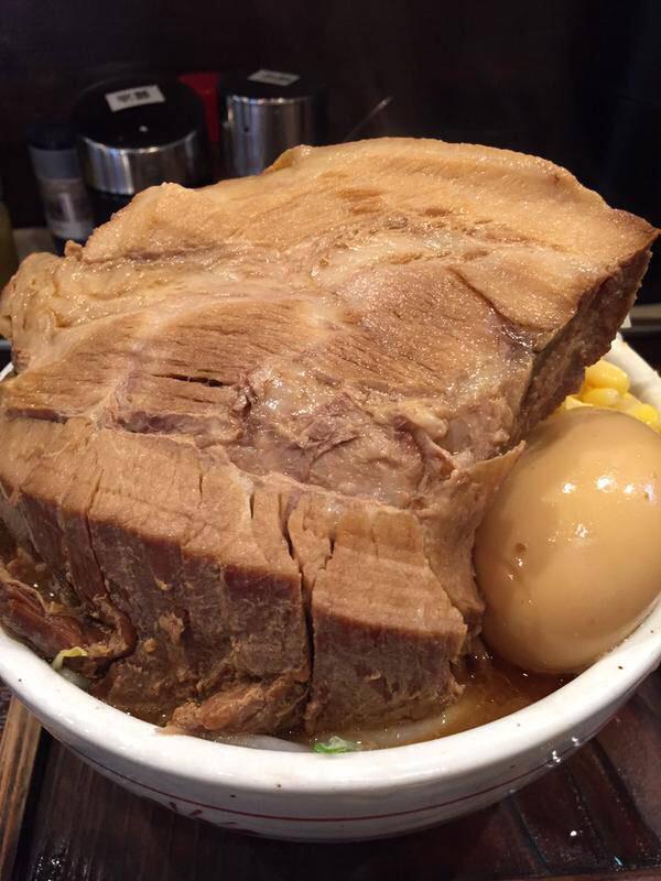 ラーメン　特大　チャーシュー