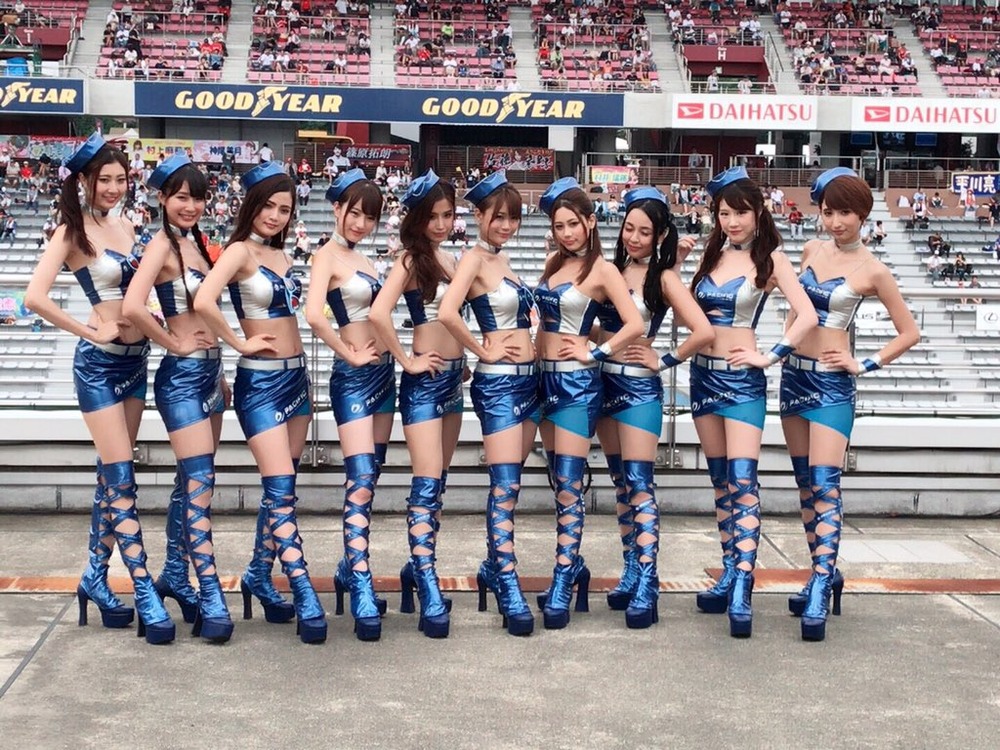 川崎あや